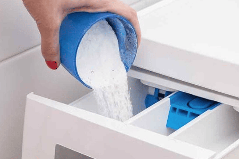 is powder detergent better than liquid detergent