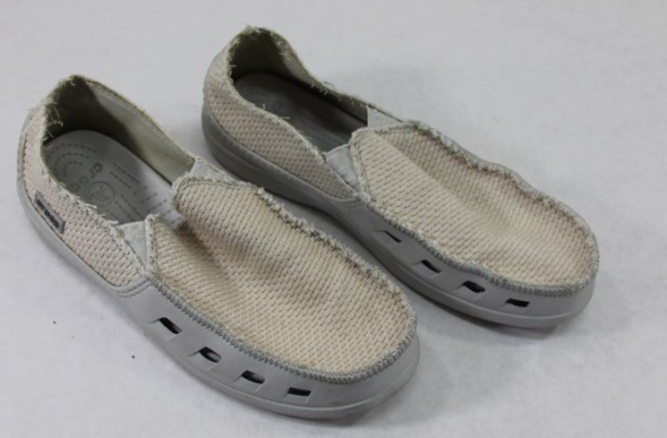 put crocs loafers in washer