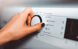 setting the washing machine