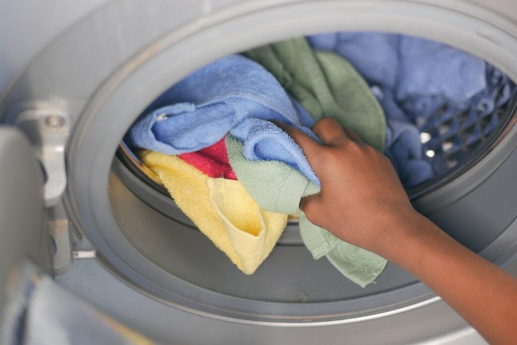how to clean a washing machine front load door seal