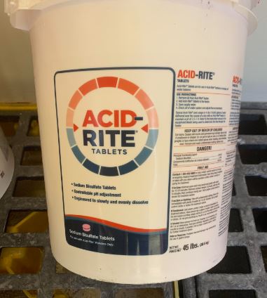 how to lower pool alkalinity