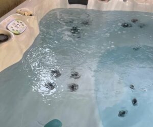 hot tub water temperature