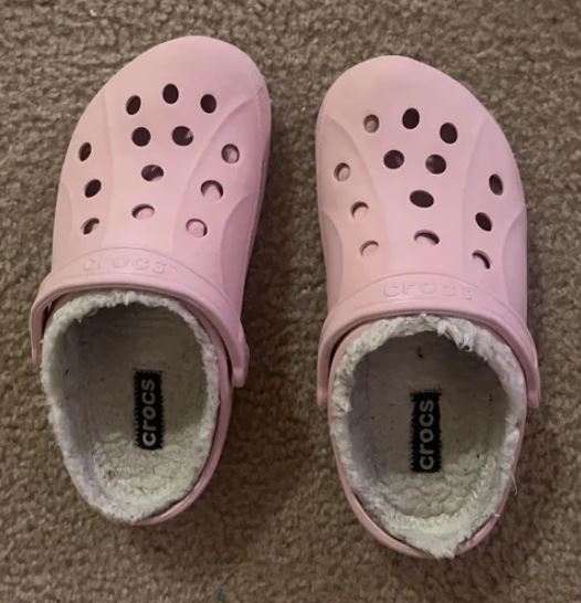 drying fuzzy crocs