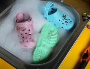 soak crocs