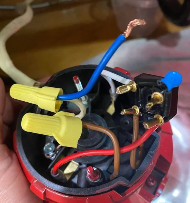 garbage disposal wire connections