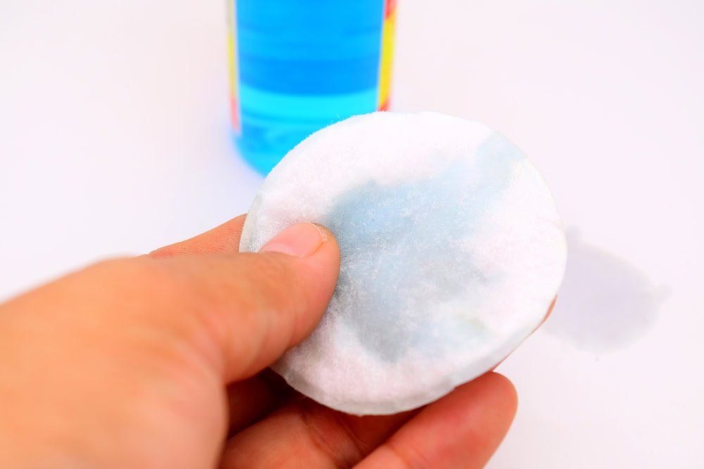 alcohol cotton pad