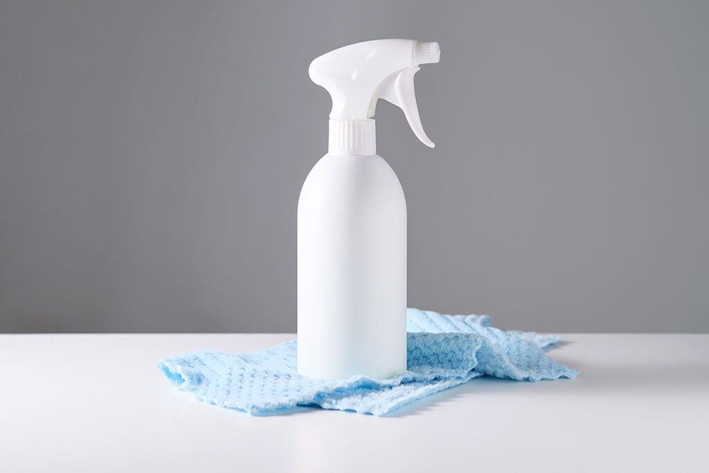 fill spray bottle