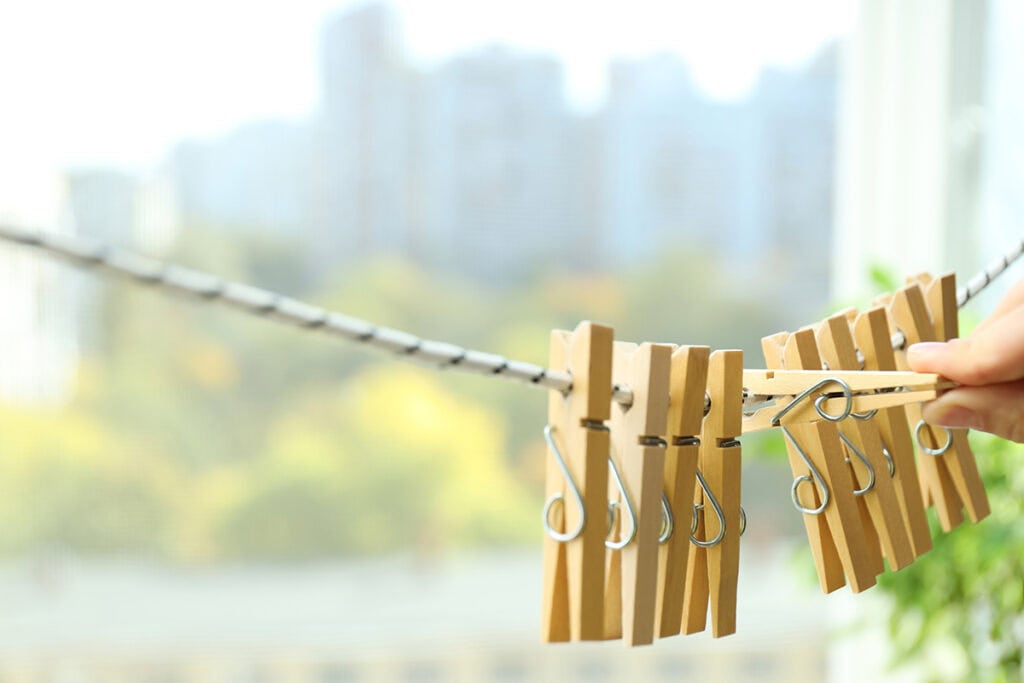 clothesline 1