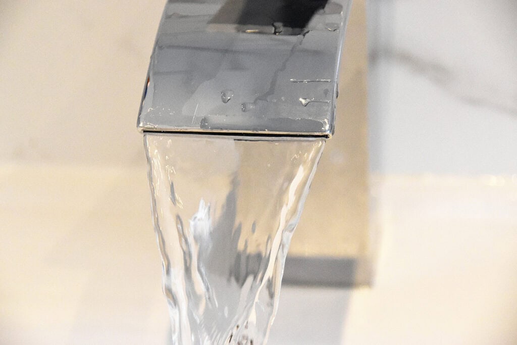 rinse with water 1