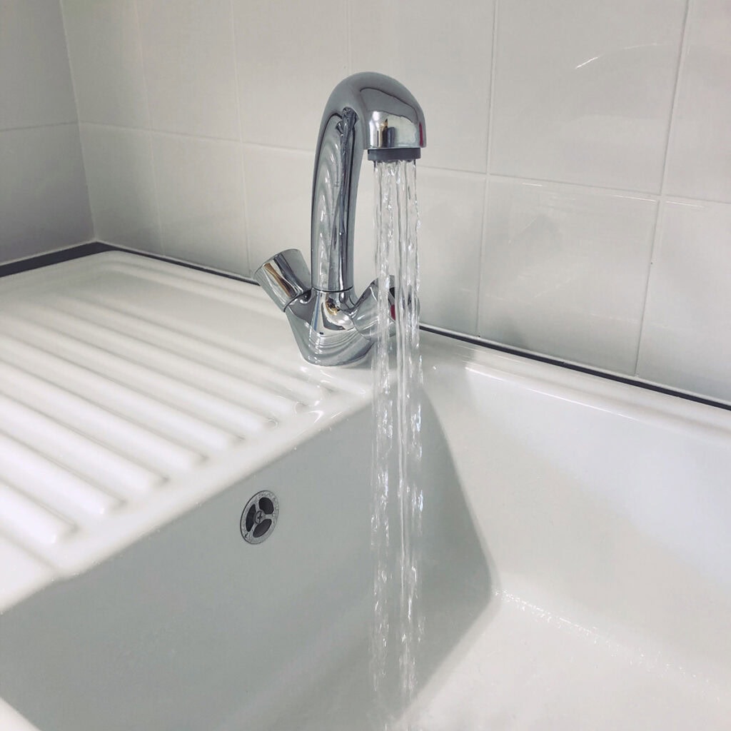 sink with water