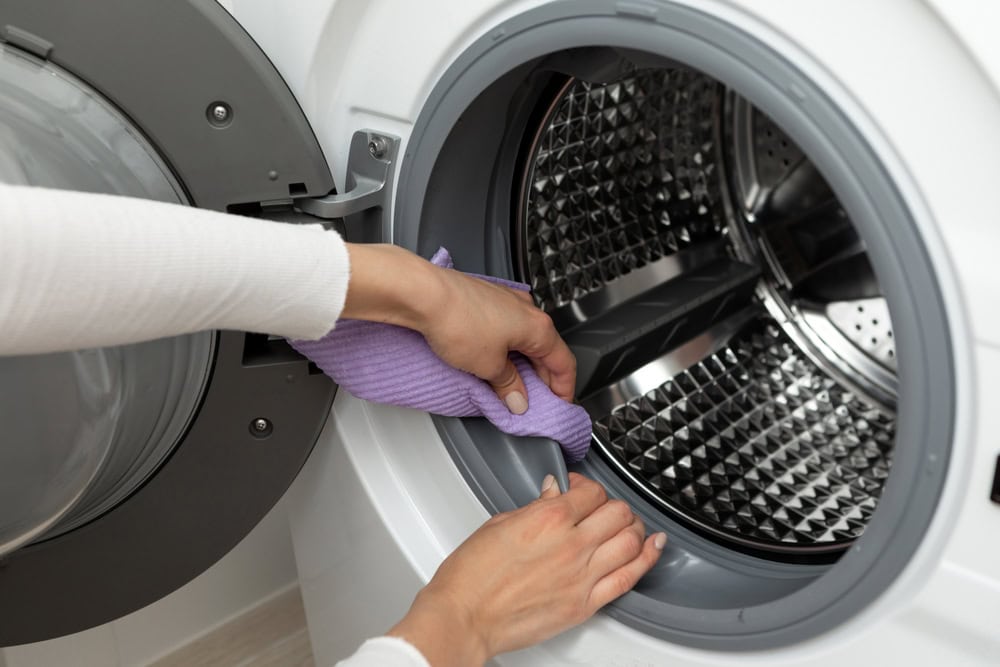 wipe washing machine