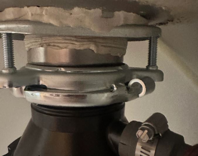 disposal mounting assembly
