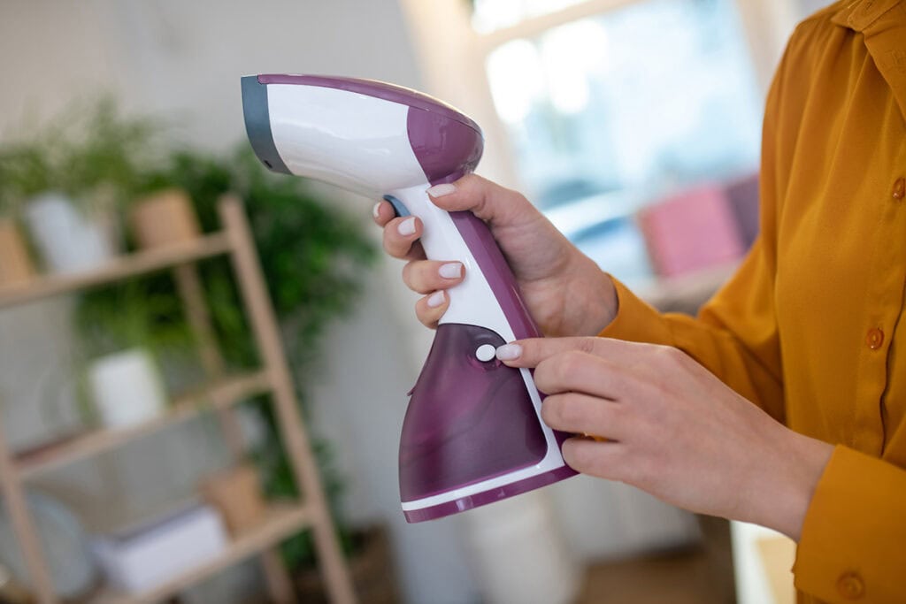 handheld steam cleaner