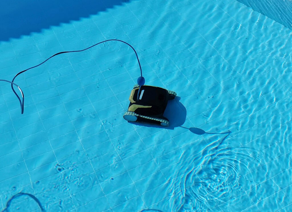 pool vacuum