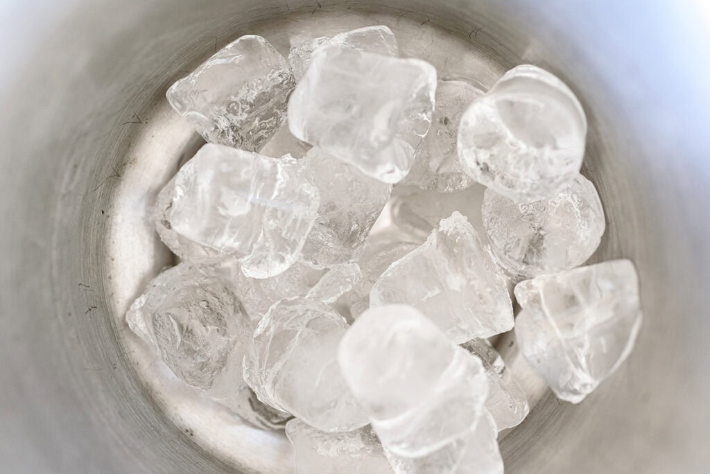 remove ice cubes