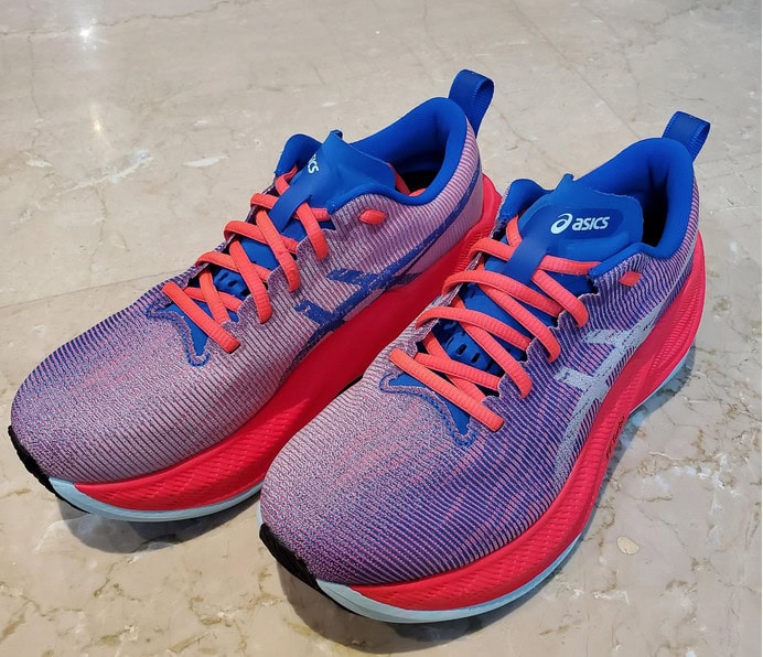 asics running shoes
