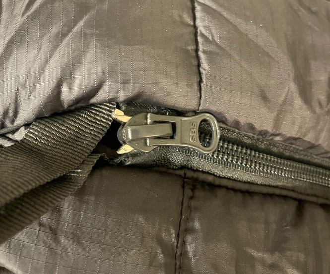 sleeping bag zipper