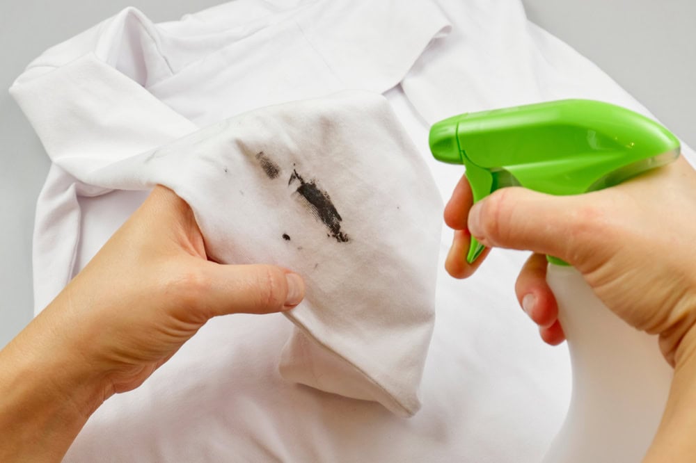 apply rubbing alcohol to stain