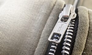 close zippers