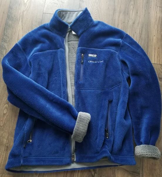 lay fleece jacket flat to dry