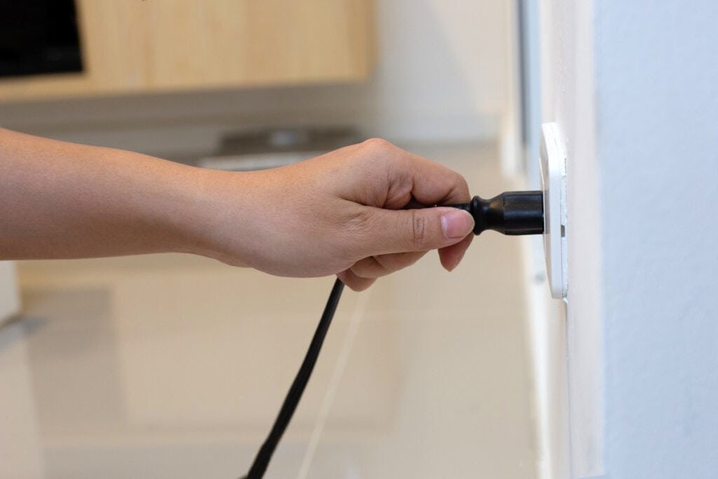 power cord1