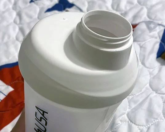 how to clean shaker cups