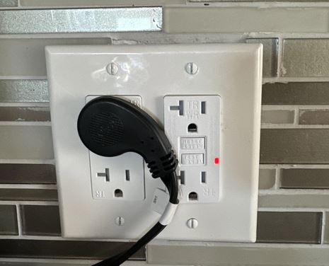 unplug fridge plug