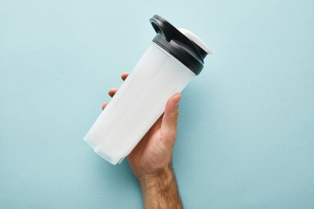 wash shaker bottle after each use1