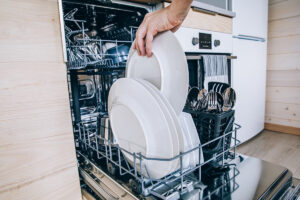 dinner plates in dishwasher1