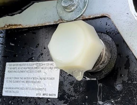 white drain plug